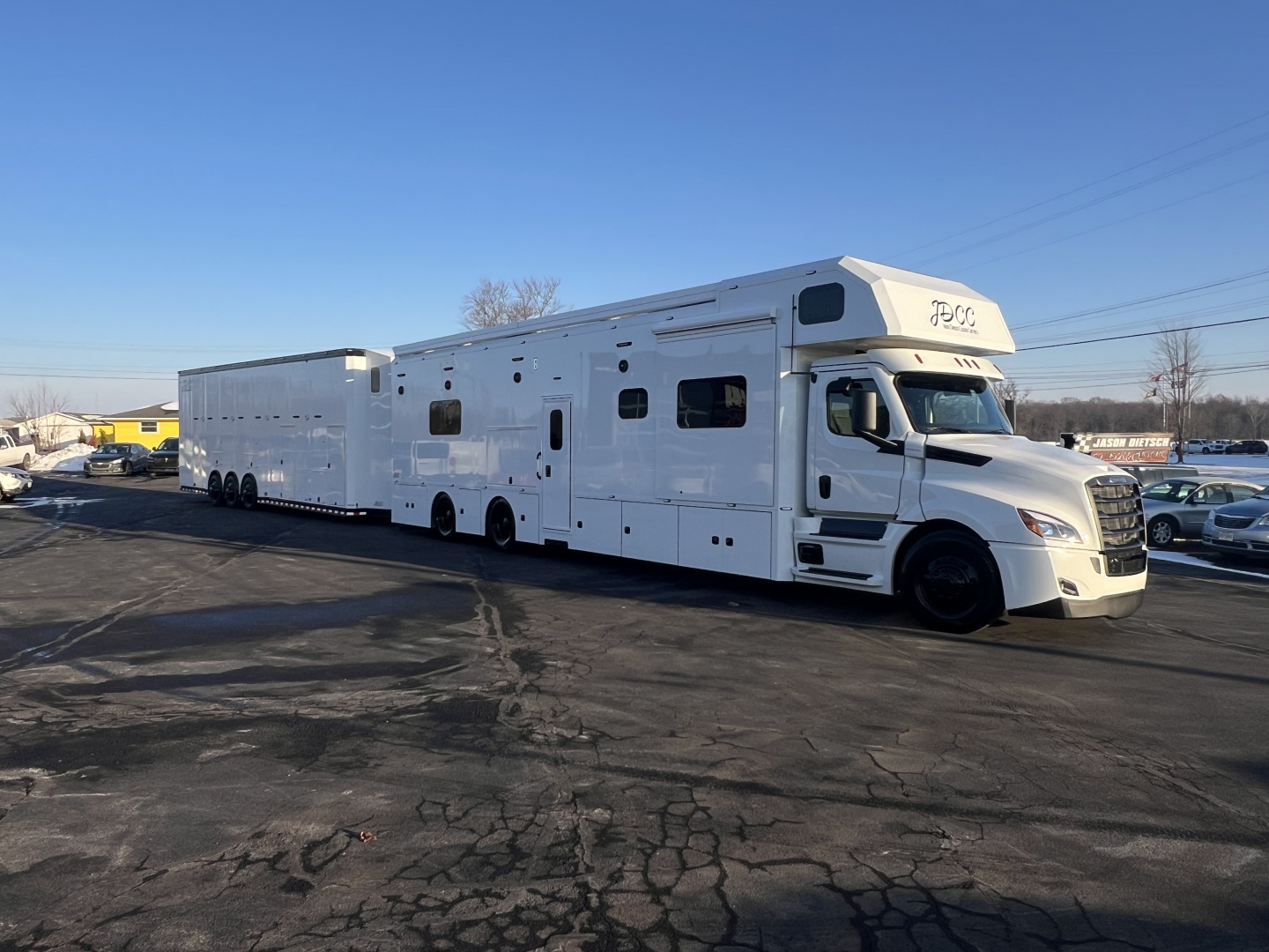 New JDCC 46' Freightliner Custom Coach