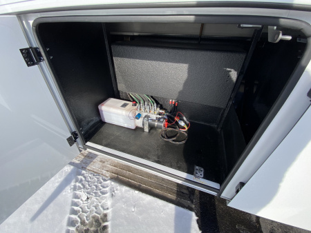 New JDCC 46' Freightliner Custom Coach