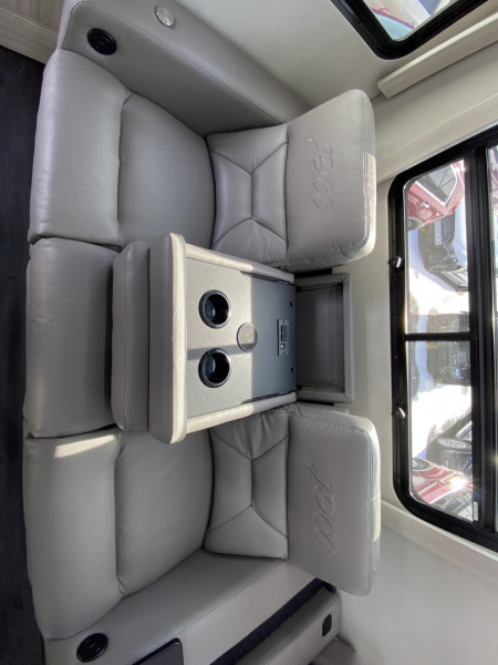 New JDCC 46' Freightliner Custom Coach