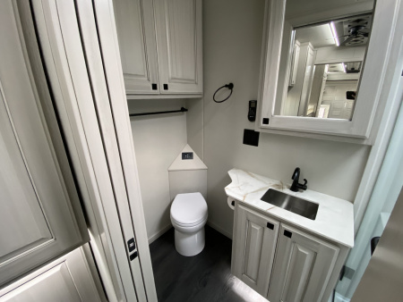 New JDCC 46' Freightliner Custom Coach