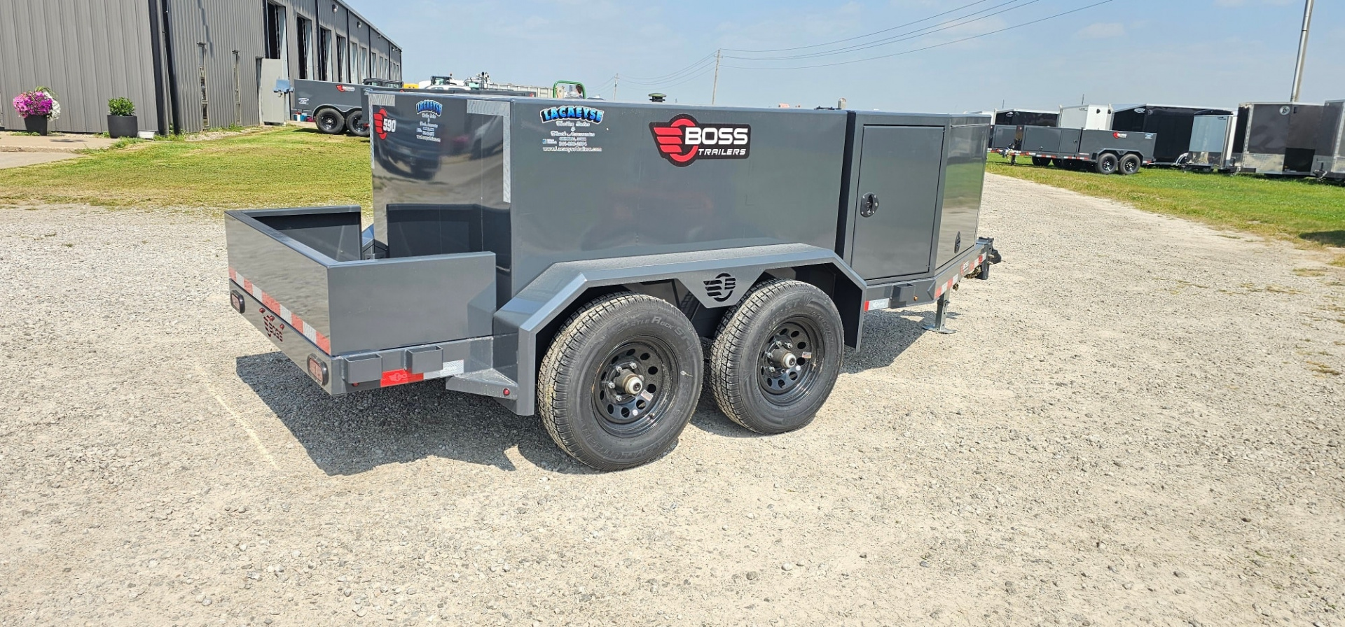 2026 BOSS 590 Gal Square Tank Fuel Trailer photo 3