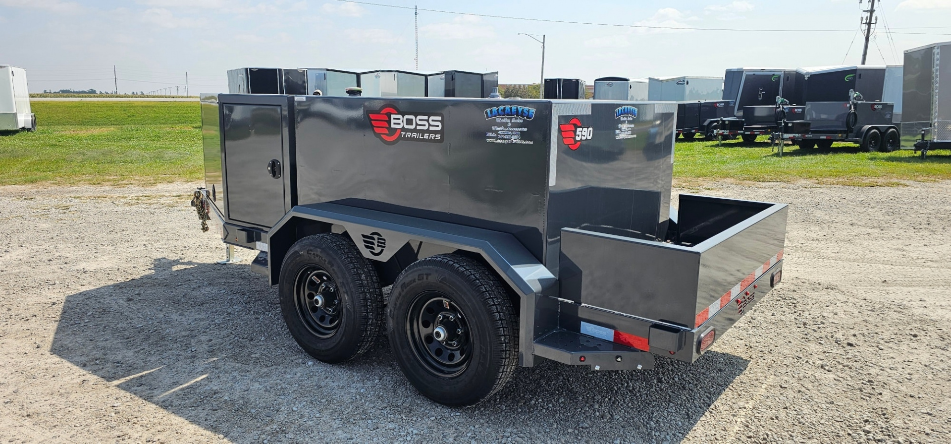 2026 BOSS 590 Gal Square Tank Fuel Trailer photo 4