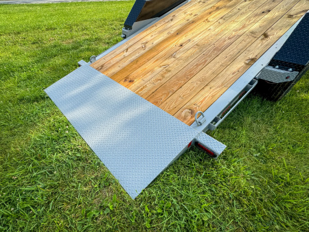 New Liberty LT16K 83X22 TILT Tilt Trailer