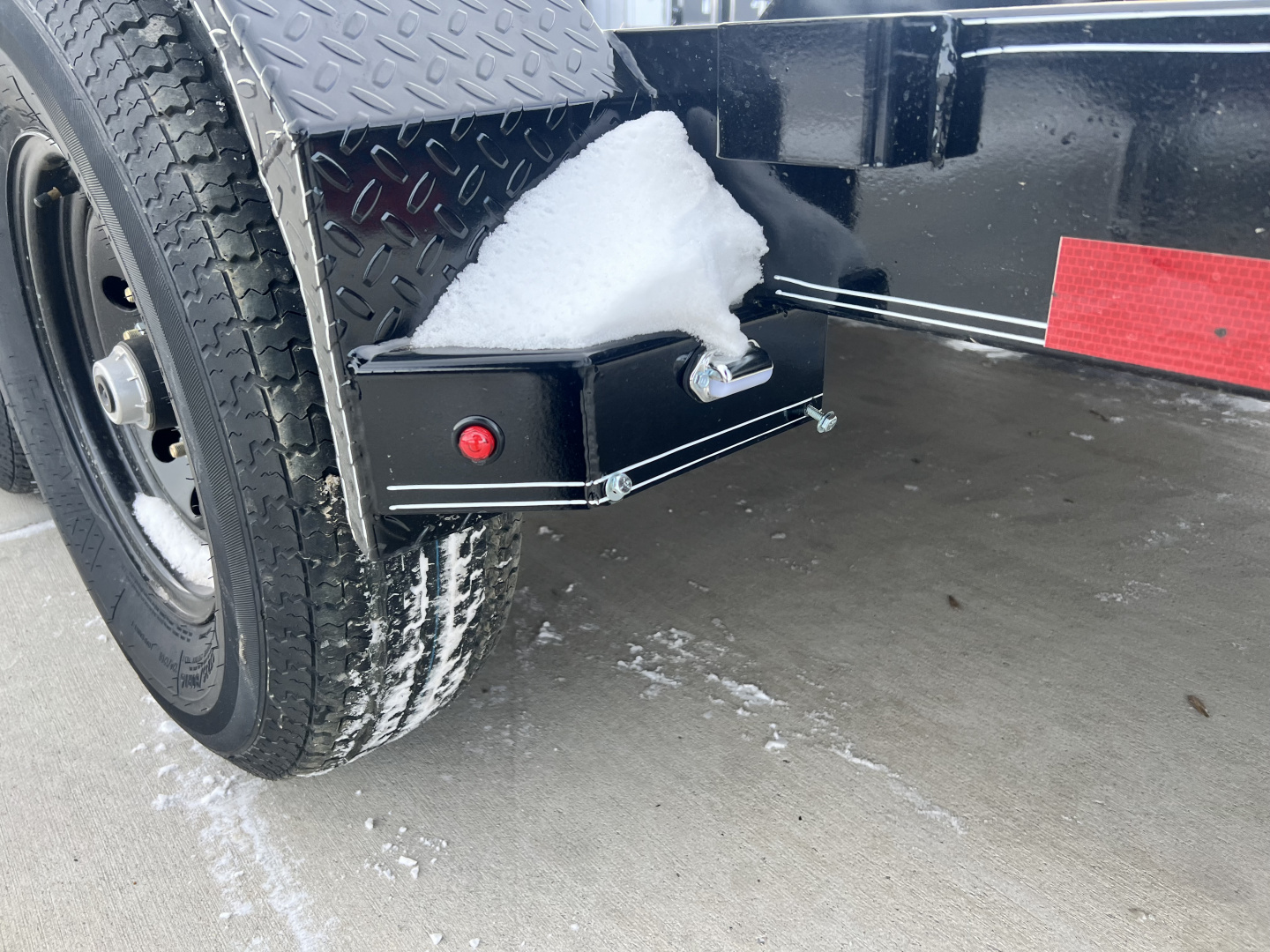 New NEW 2026 Double A 22’ flatbed Equipment Trailer 2-7000 lb axles=14K, dovetail, Slide In Ramps