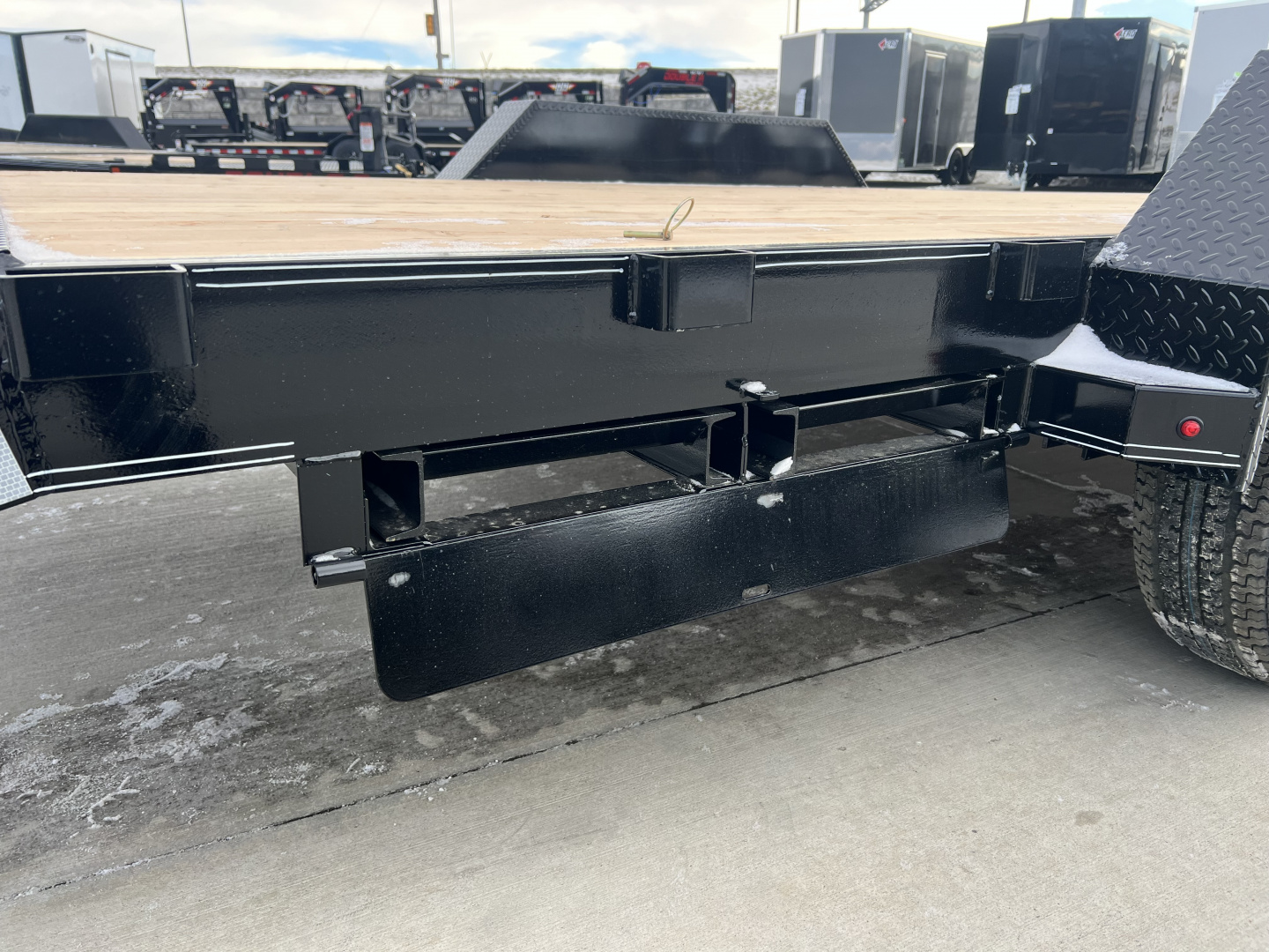 New NEW 2026 Double A 22’ flatbed Equipment Trailer 2-7000 lb axles=14K, dovetail, Slide In Ramps