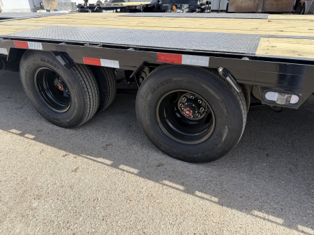 New 2026 Load Trail 102X40 Gooseneck Bodies