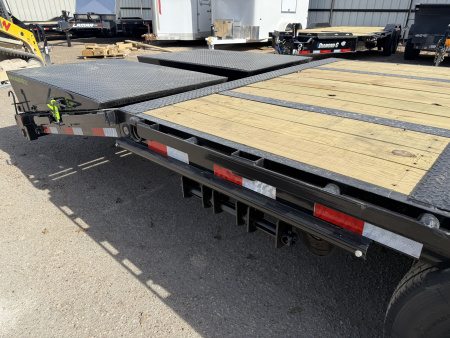 New 2026 Load Trail 102X40 Gooseneck Bodies
