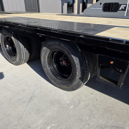 New 2026 Liberty LF25K 32' 12K AXLES Deckover Trailer