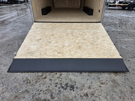 New 2026 Formula Trailers 8.5X18 SCREWLESS ROUNDTOP ROUND FRONT LANDSCAPE CAR SXS UTV HAULER Cargo / Enclosed Trailer