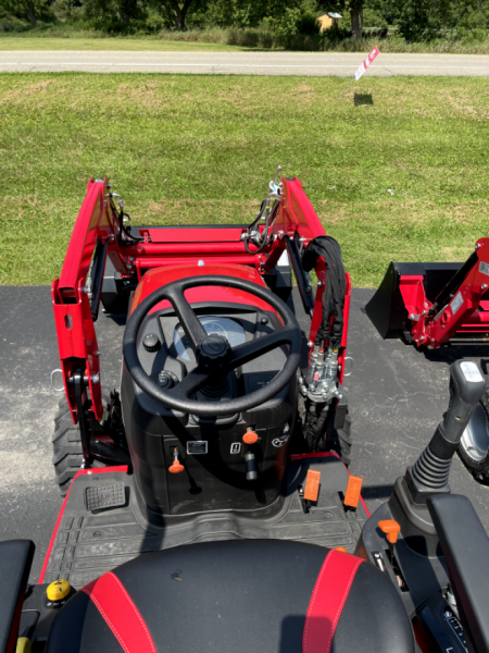 New Mahindra 11204FHILB HST Tractor