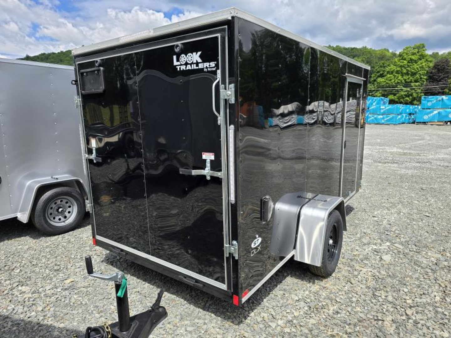 New 2024 Look Trailers K7212STSV-030 ST DLX Cargo / Enclosed Trailer