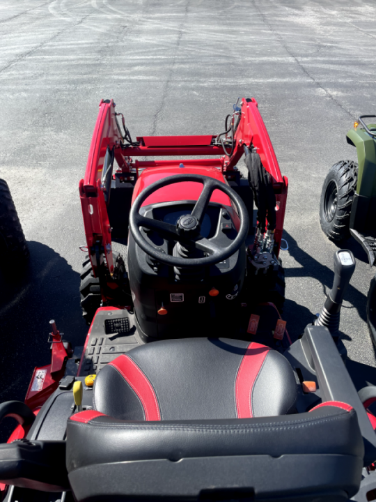 New Mahindra 11204FHIL HST Tractor