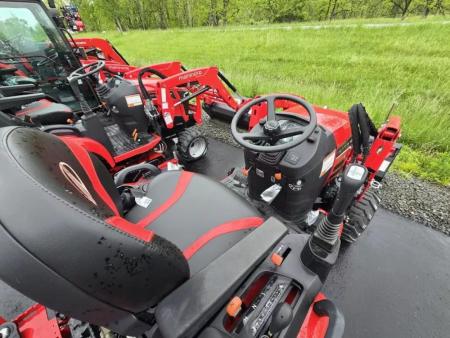 New Mahindra 11264FHILB HST Tractor