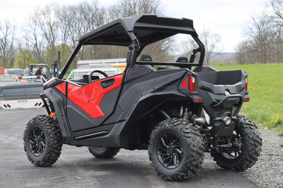 New 2026 CFMOTO ZFORCE 950 TRAIL Side by Side (Sport)