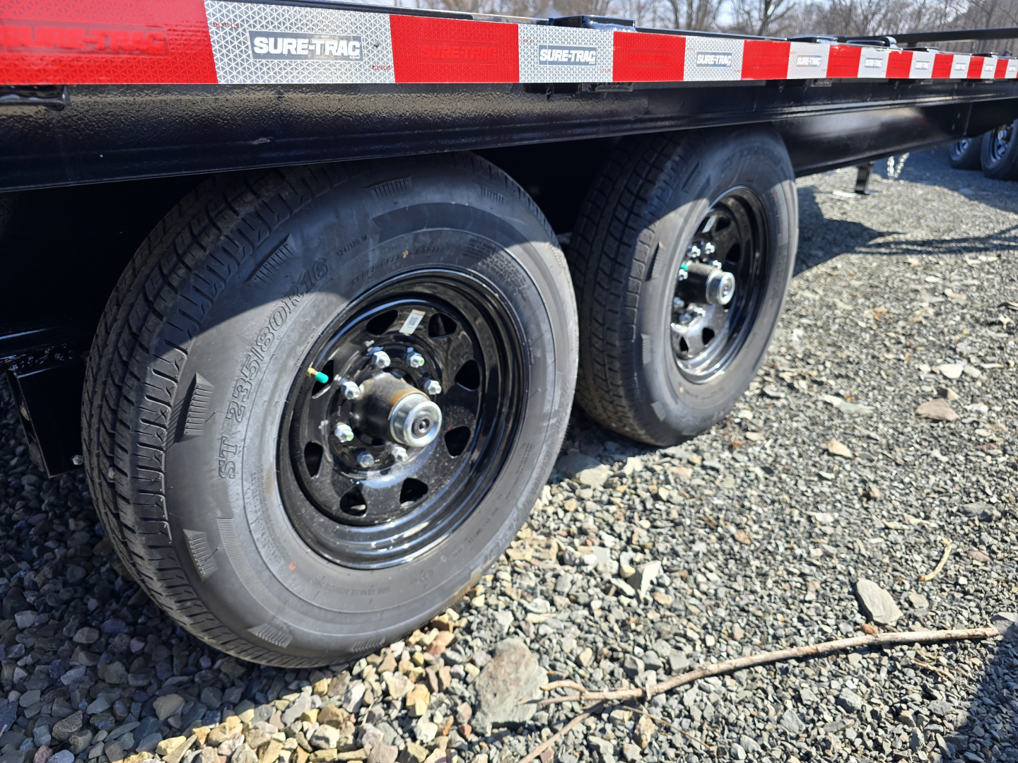 New 2026 Sure-Trac 8.5x18+4 15K Standard Duty Deckover Trailer- Stand Up Ramps with Adjustable Support Legs- HD Tube Bulkhead- 4' Beavertail