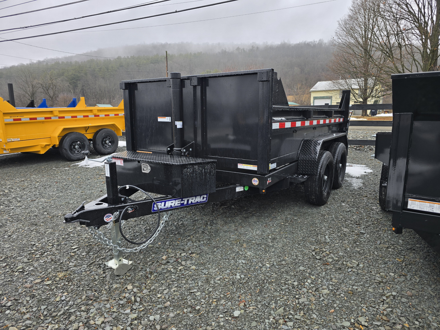 New 2026 Sure-Trac 6x10 10K Dump Trailer- Ramps- Combo Gate- Spare Tire Carrier- Stake Pockets- Integrated Tarp Mount