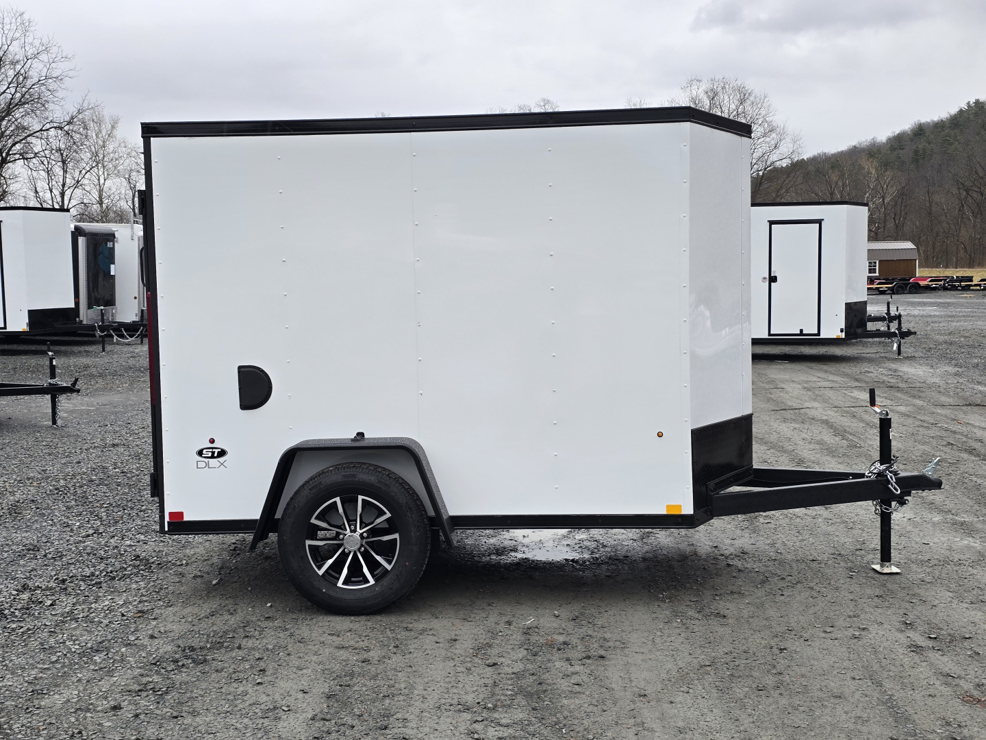 New 2026 Look Trailers 5x8 3K Enclosed Trailer *DENT ON RAMP DOOR*- Ramp Door- 1 Piece Aluminum Roof- Blackout Trim