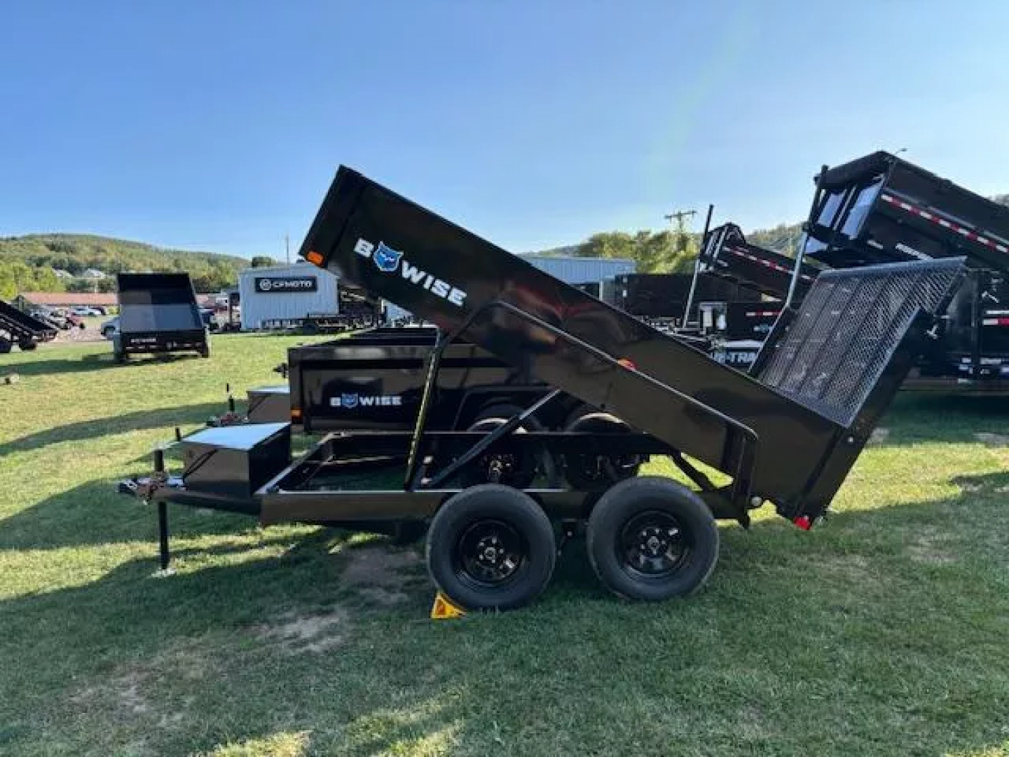 New 2026 BWISE DTR610LP-7 Dump Trailer * 6X10 7K * LOW PROFILE * LANDSCAPE GATE *