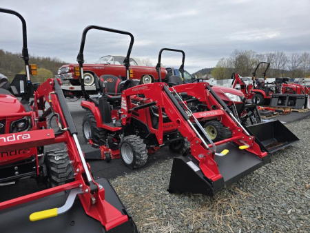 New 2025 Mahindra 11264FHIL HST Tractor