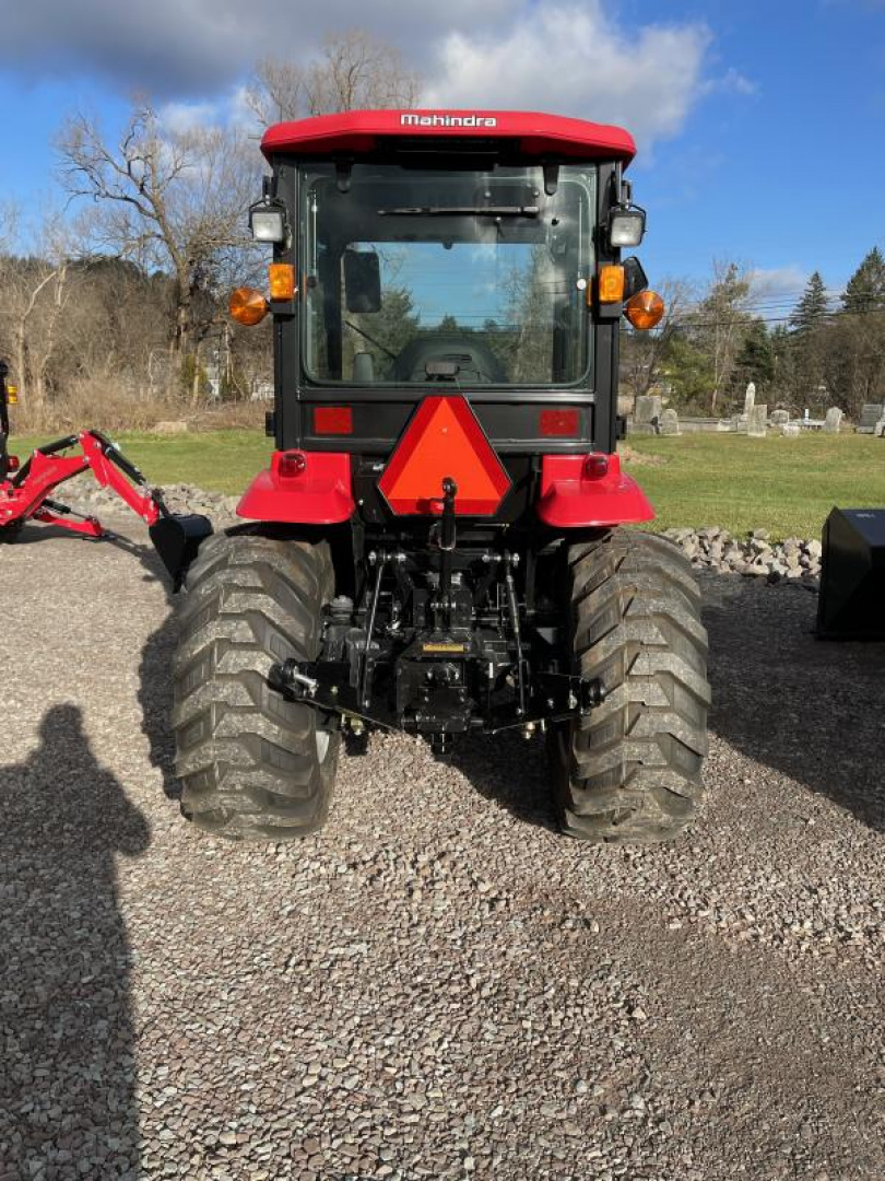 New 2024 Mahindra 16404CHIL HST Tractor