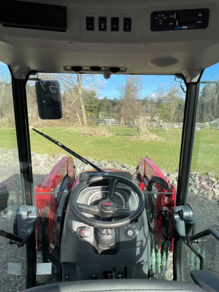 New 2024 Mahindra 16404CHIL HST Tractor