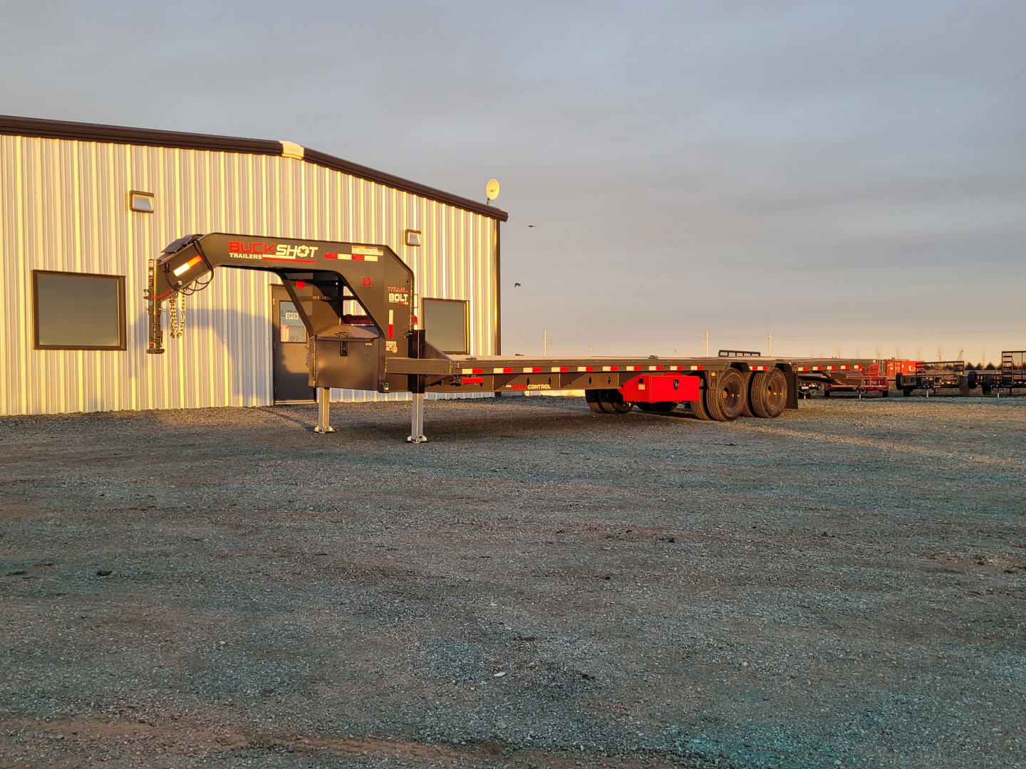 New 2026 Buckshot 102"X34' Gooseneck Hydraulic Dovetail Trailer