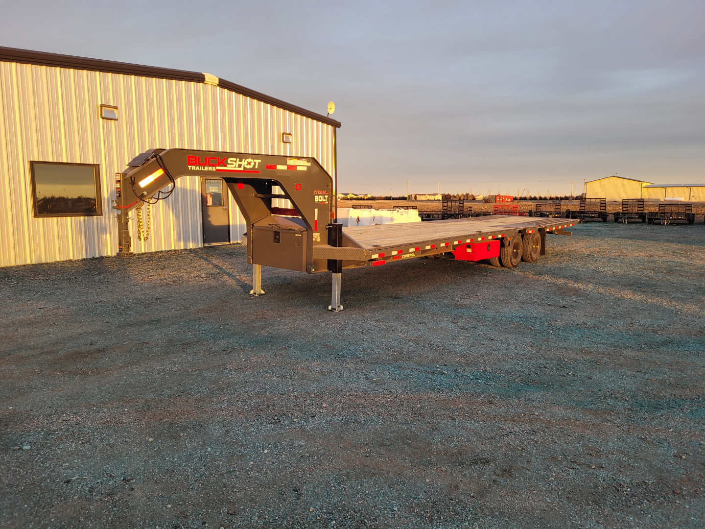 New 2026 Buckshot 102"X34' Gooseneck Hydraulic Dovetail Trailer