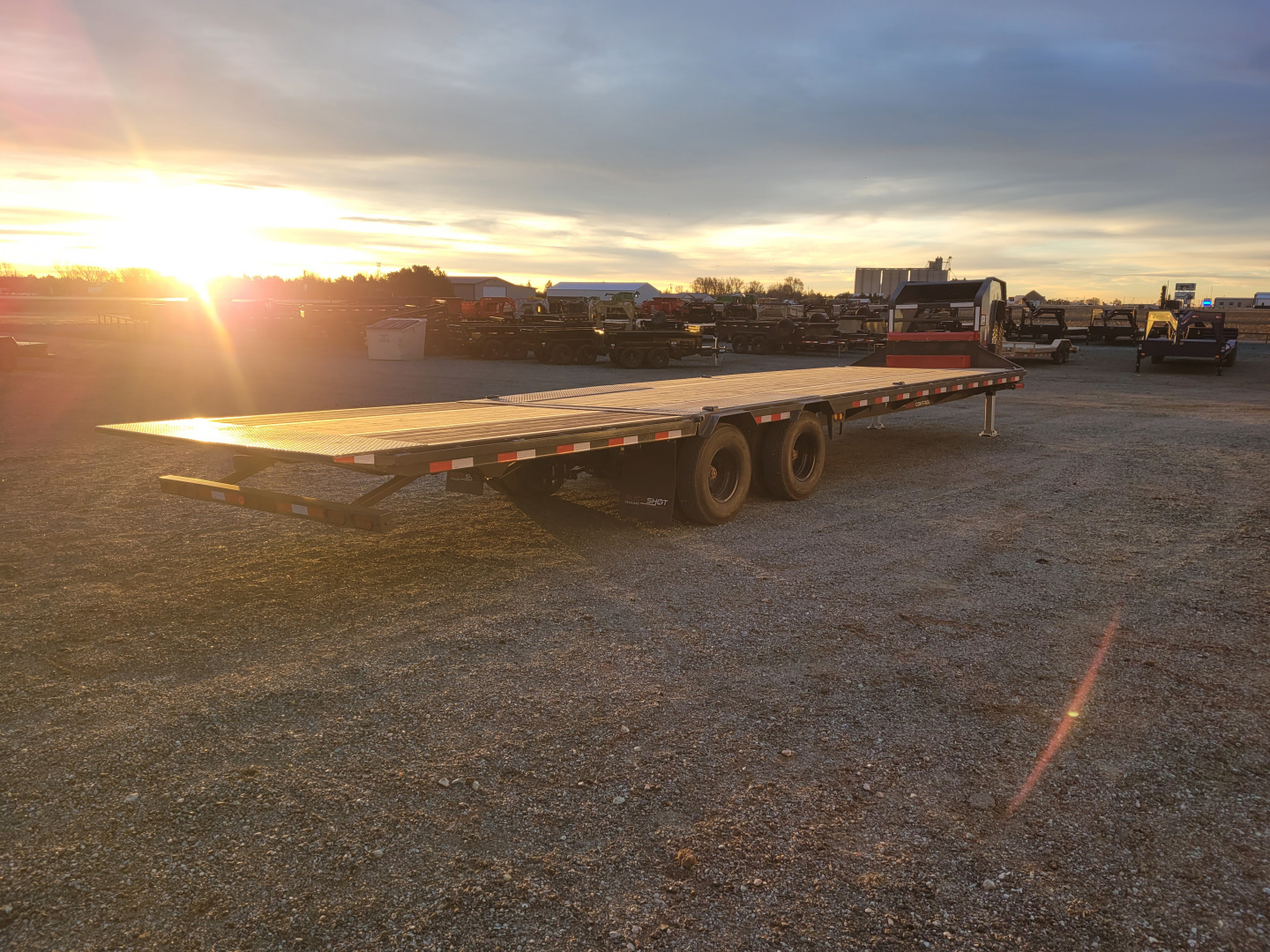 New 2026 Buckshot 102"X34' Gooseneck Hydraulic Dovetail Trailer