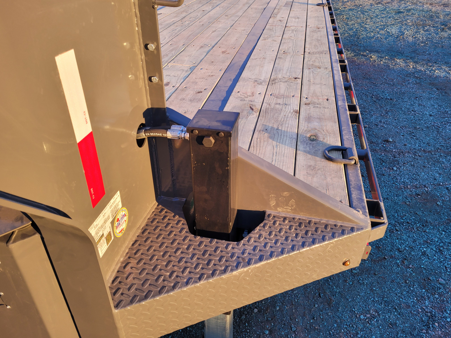 New 2026 Buckshot 102"X34' Gooseneck Hydraulic Dovetail Trailer