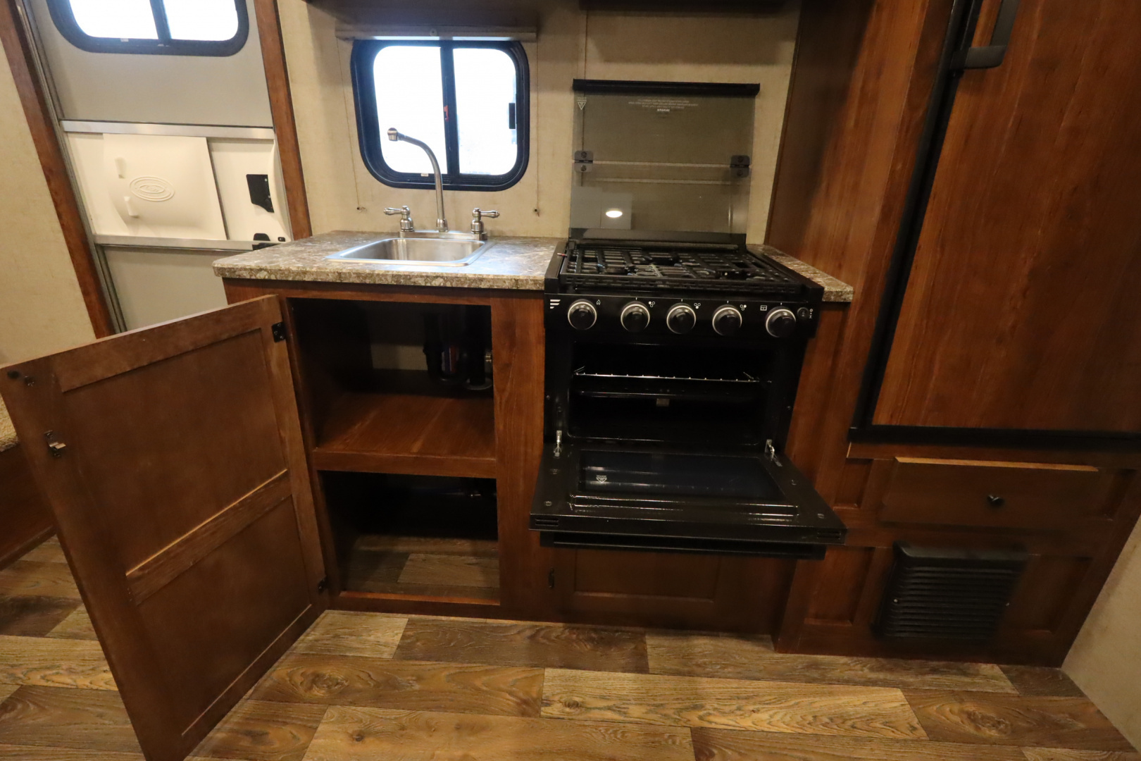 Used 2022 SMC 3 Place LQ W/Slide Horse Trailer