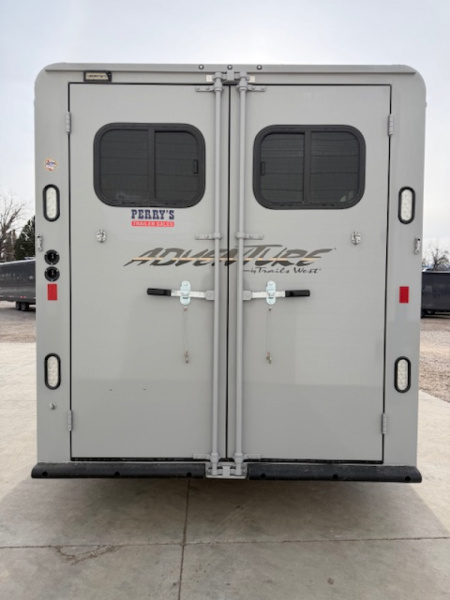 New 2026 Trails West Adventure 4 Horse