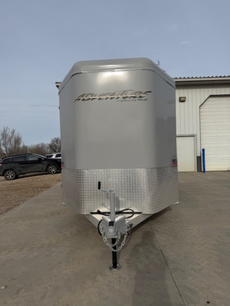 New 2026 Trails West Adventure 4 Horse