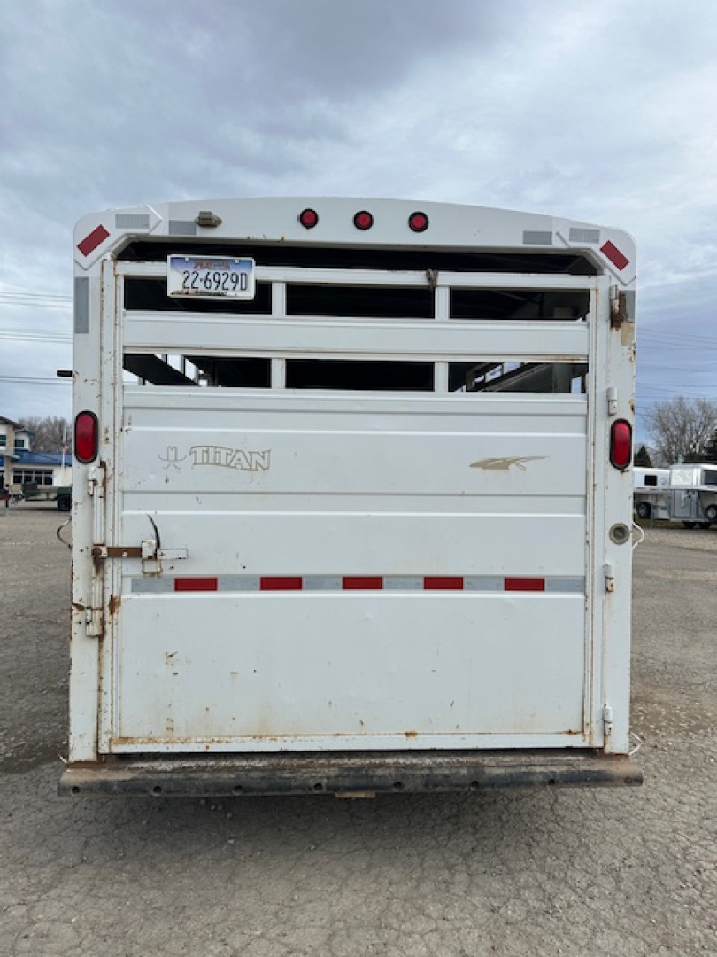 Used 2007 Titan 16' Stock