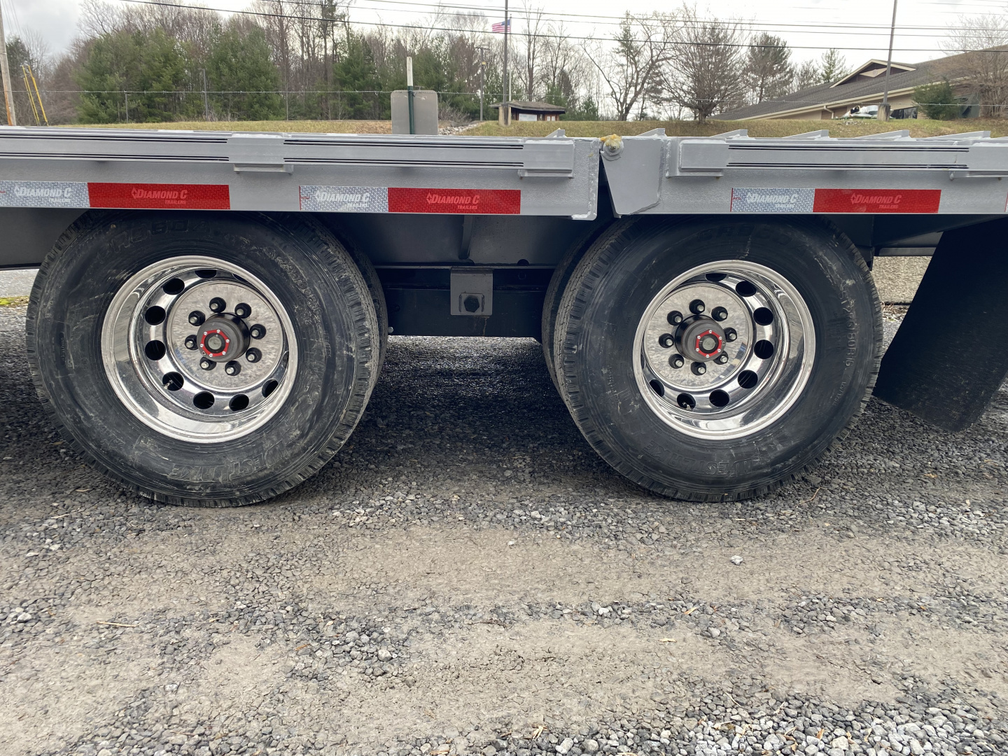 New 2026 Diamond C FMAX210 GOOSENECK TRAILER HYDRO DOVE & JACKS ALUMINUM OUTER RIMS WIRELESS REMOTE