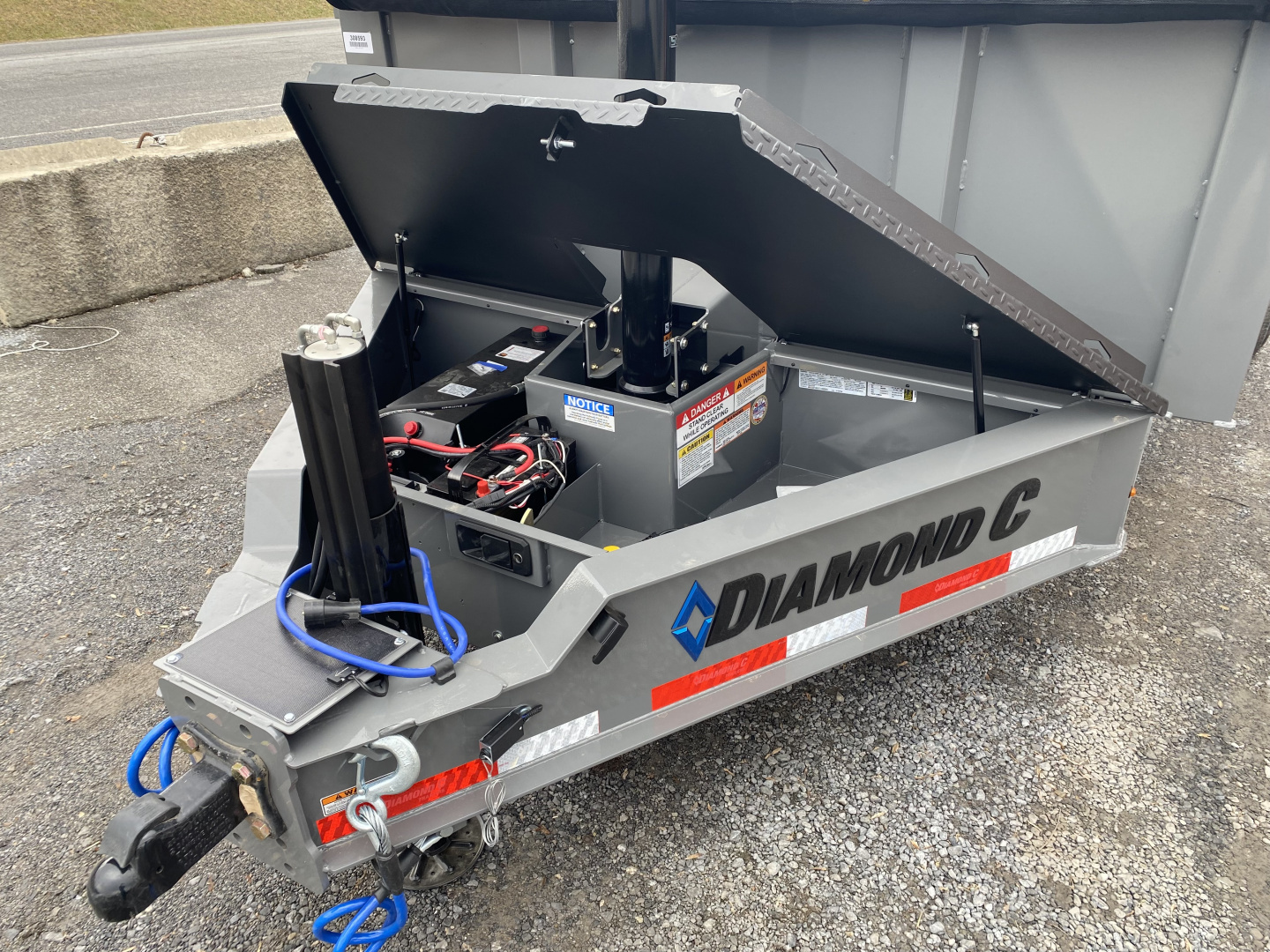 New 2026 Diamond C LPT210 TELESCOPIC Dump Trailer 82”X16 PACESETTER EDITION LOADED 7GA 32” SIDES & FLOOR