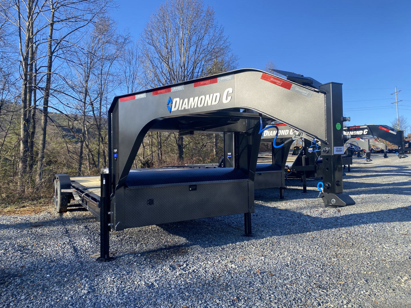 New 2026 Diamond C HDT210 GOOSENECK TILT TRAILER PACESETTER EDITION 24’ HYDRO JACKS 18 PLY TIRES