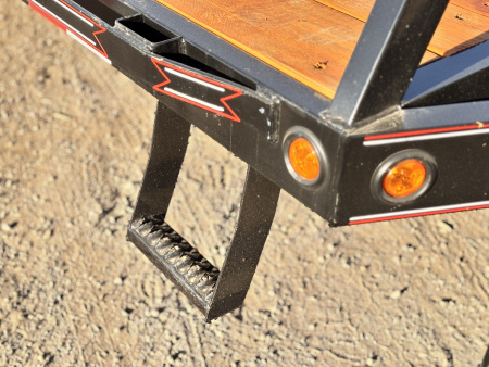 New 2026 Diamond T 8.5-36 Tandem Dual Gooseneck Deckover 24K GVWR