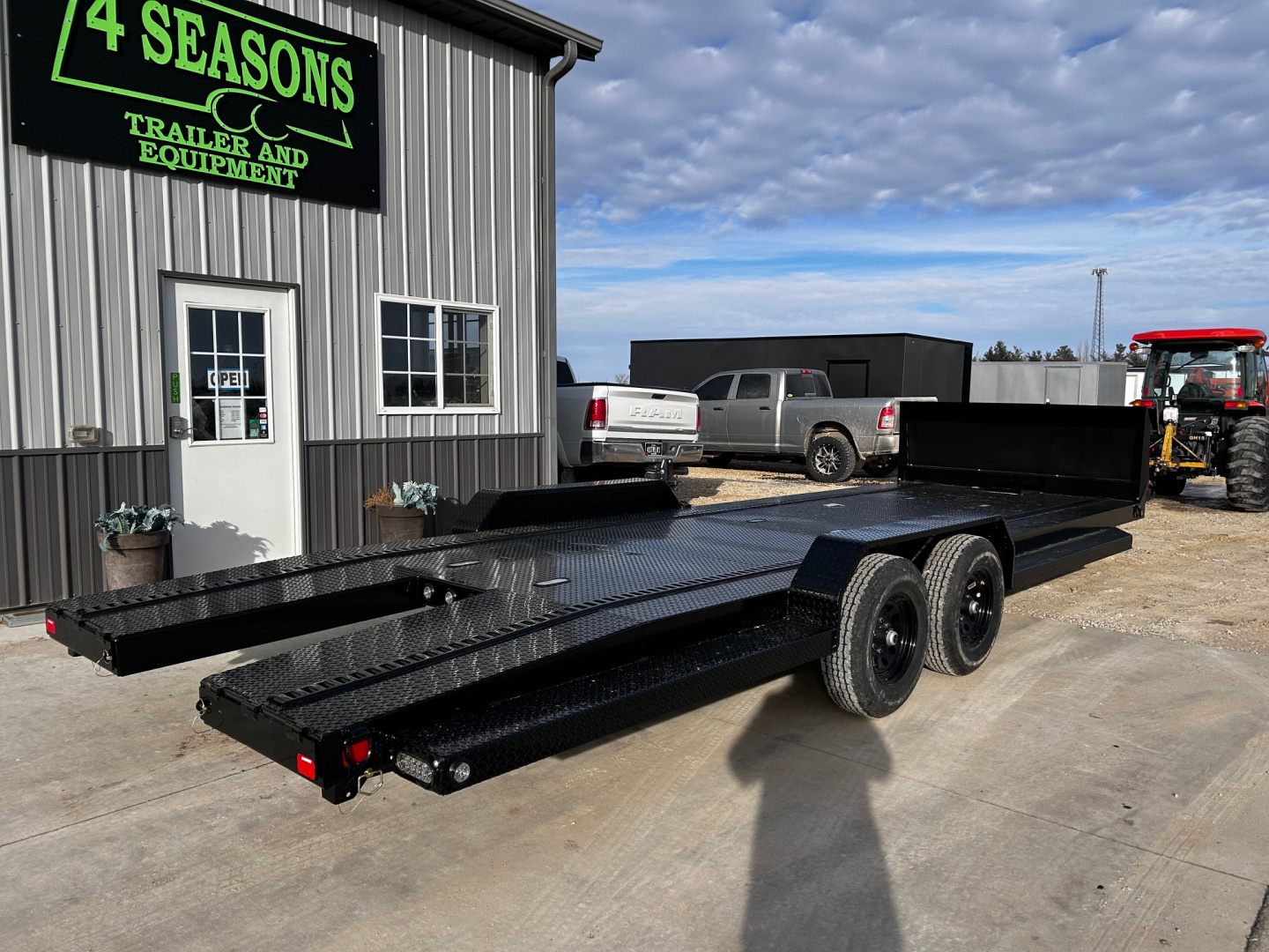 New 2026 MAXX-D N6X 83"X24' STEEL FLOOR/E TRACK/ROCK SHIELD 9.9K GVWR Car / Racing Trailer