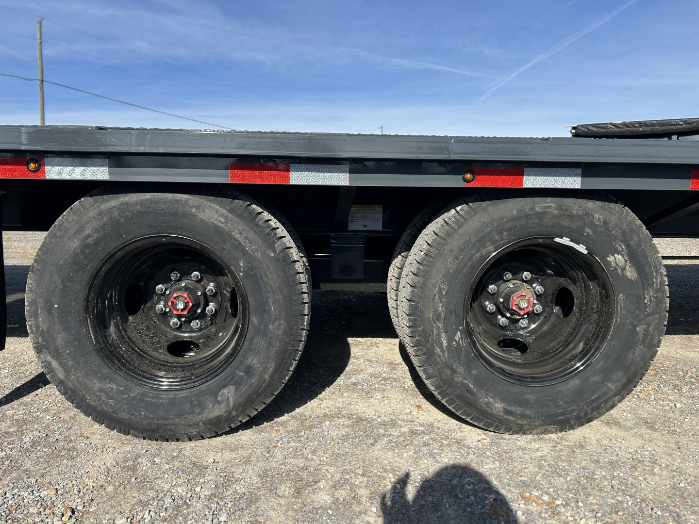 New 2026 Lamar Gooseneck Trailer | 102" x 32' | 22K GVWR