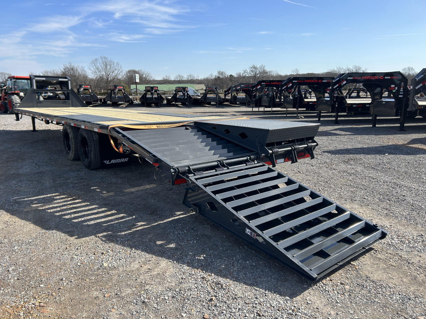 New 2026 Lamar Gooseneck Trailer | 102" x 32' | 22K GVWR