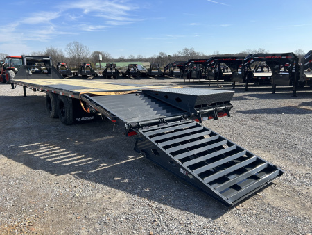 New 2026 Lamar Gooseneck Trailer | 102" x 32' | 22K GVWR