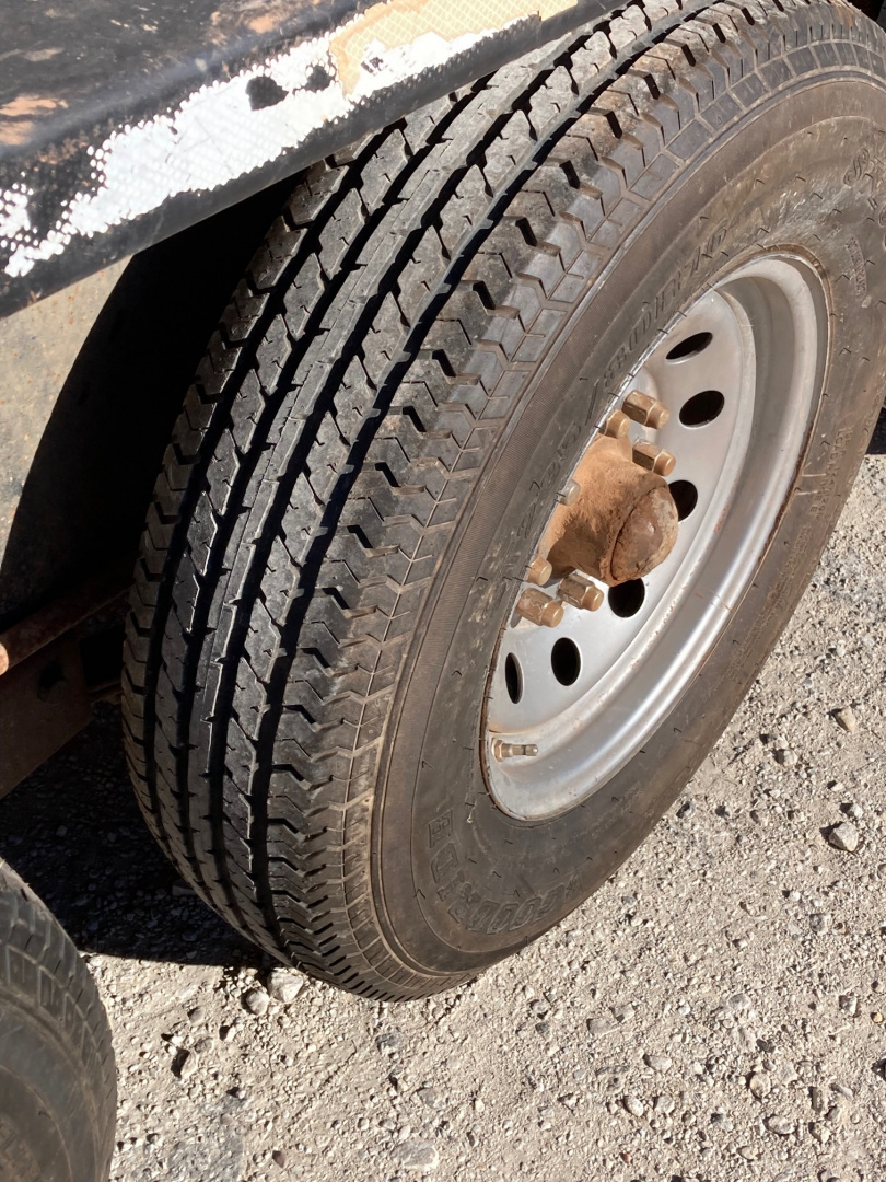 Used 2003 Gooseneck Trailer MFG GS Stock Trailer