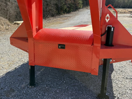 New 2026 Diamond C Trailers FMAX 212 Flatbed Trailer, HYD DOVETAIL, HYD JACKS, ALUMINUM OUTER WHEELS