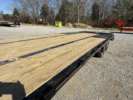 New 2026 Diamond C Trailers FMAX 212 Flatbed Trailer, MAX RAMPS ALUMINUM OUTER WHEELS