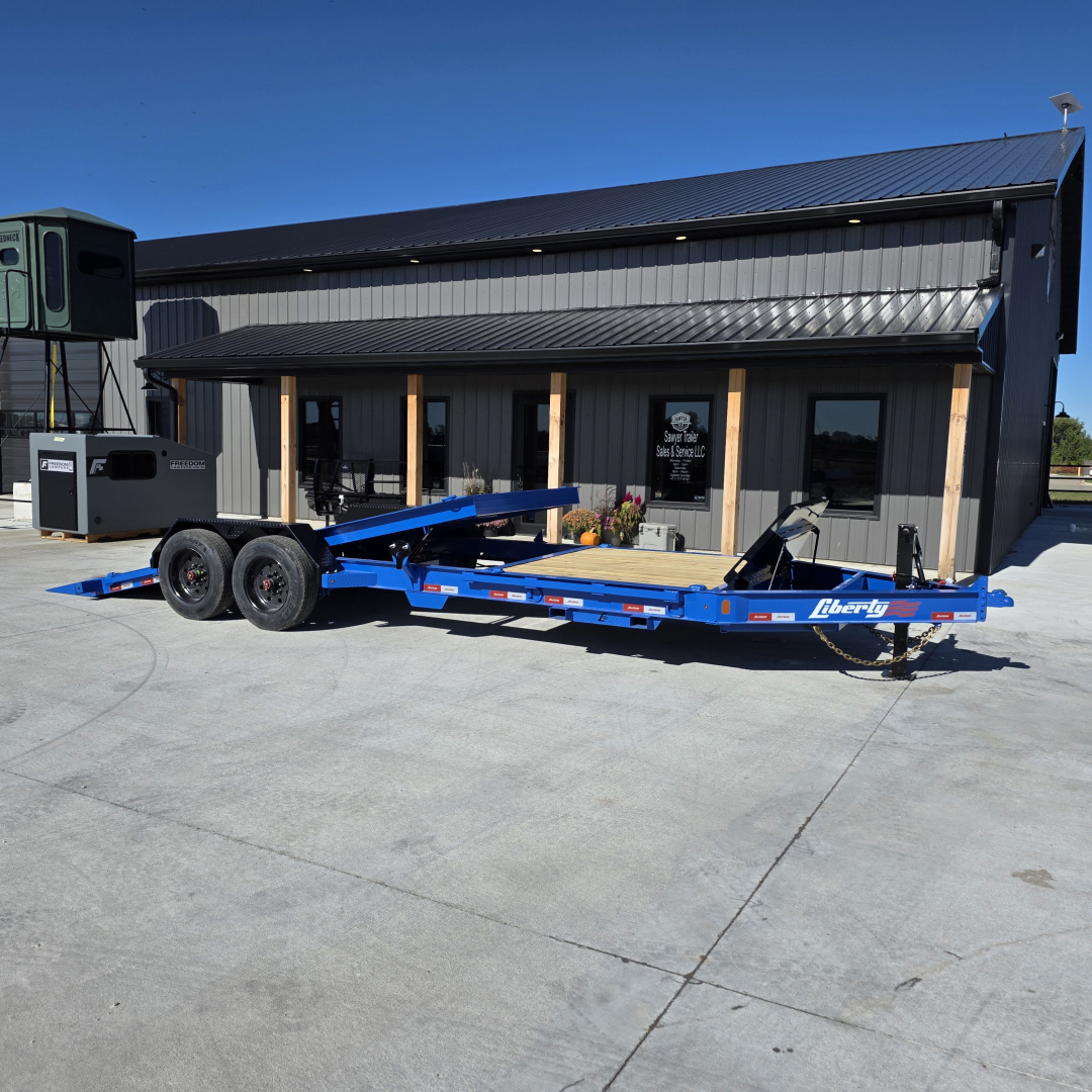 New 2026 Liberty 22' HYD BLACK ASSIST LT14K82X22 Tilt Trailer