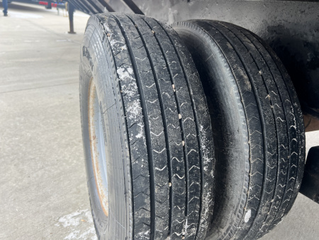 Used 2013 Load Trail 40ft Gooseneck with 2-12,000lb axles=24K