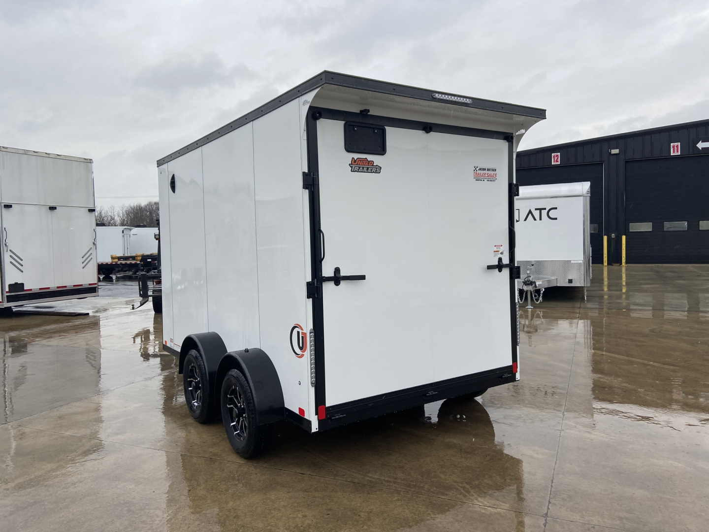 New United 12' UJ V-Nose Enclosed Cargo Trailer