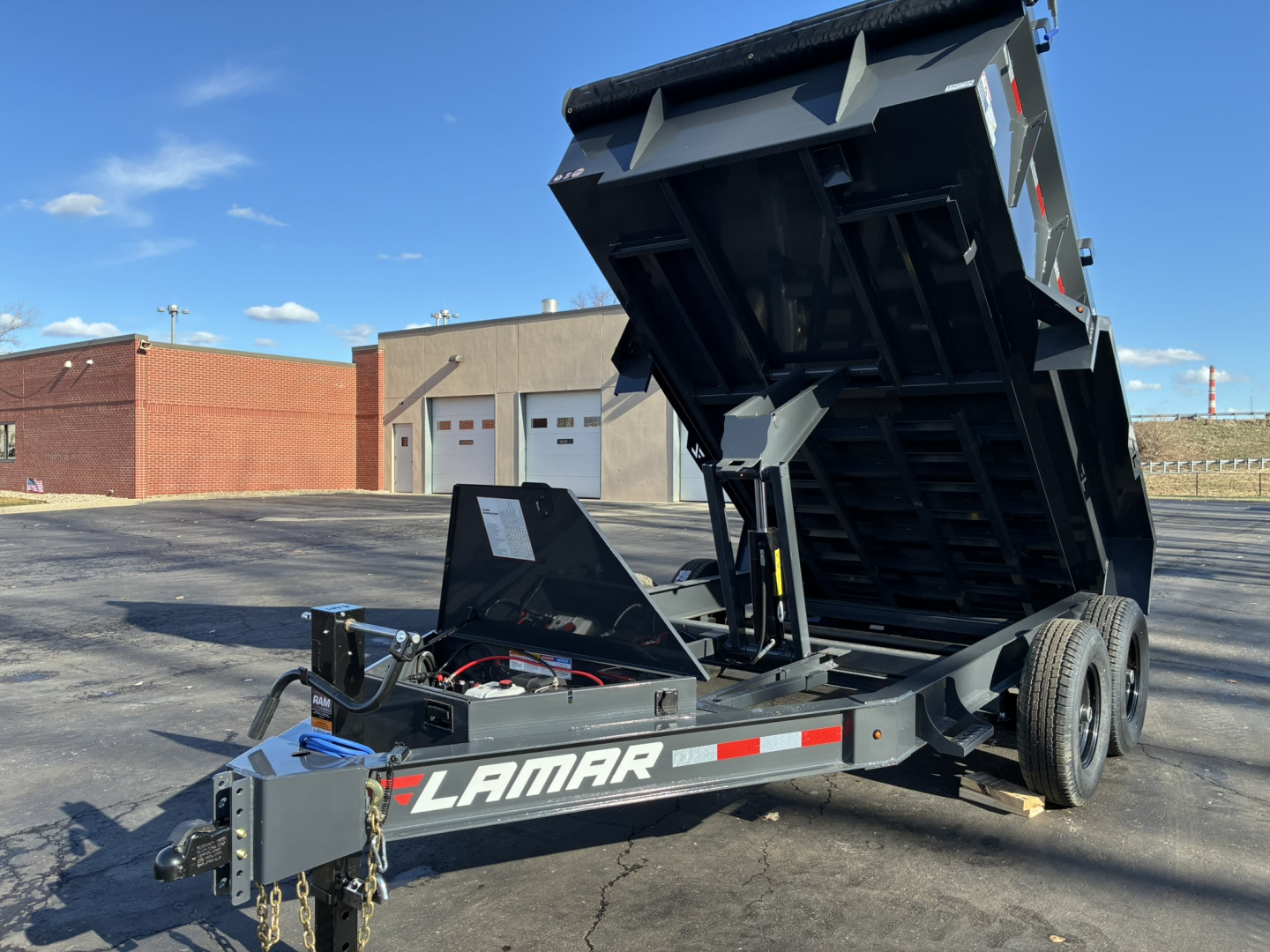 New 2026 Lamar Trailers 83"x12' DT-14K Low Pro Dump Trailer