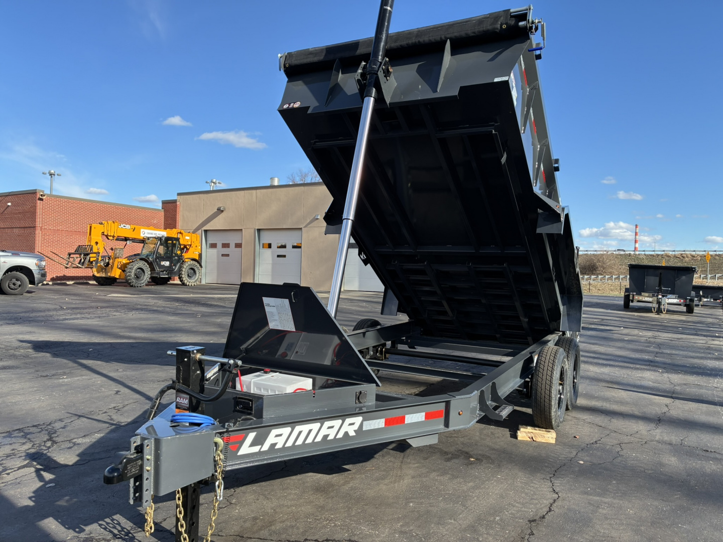 New 2026 Lamar Trailers 10K Medium Dump Trailer