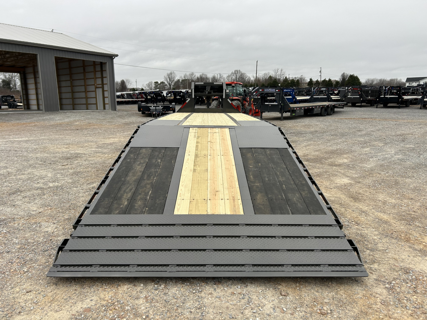 New 2026 MAXXD Gooseneck Trailer | 32' x 102' 30K GVWR